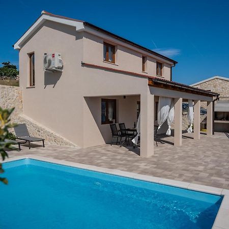 Villa Kamia With Private Heated Pool And Electric Vehicle Adapter Zubovici Bagian luar foto
