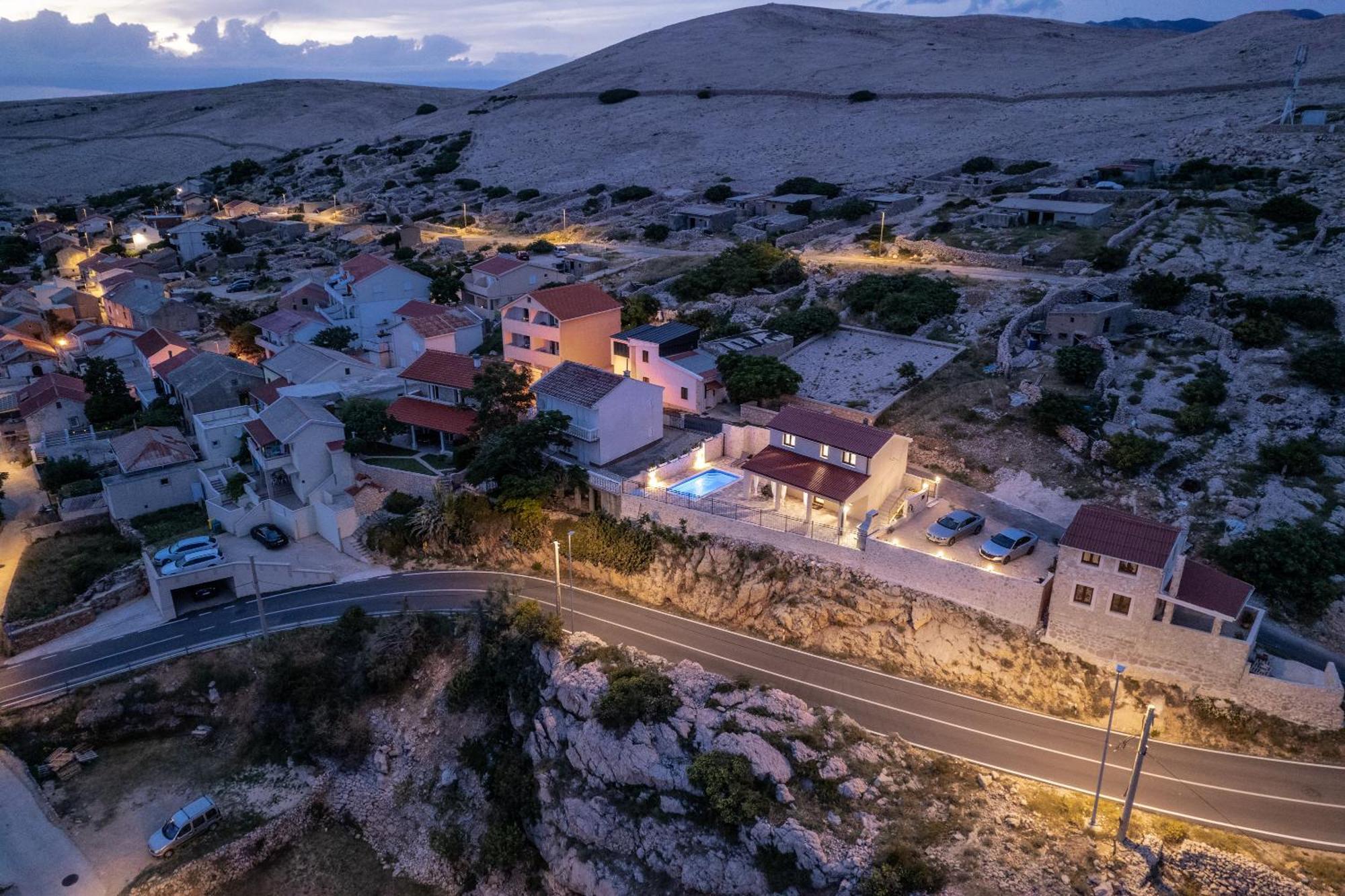 Villa Kamia With Private Heated Pool And Electric Vehicle Adapter Zubovici Bagian luar foto