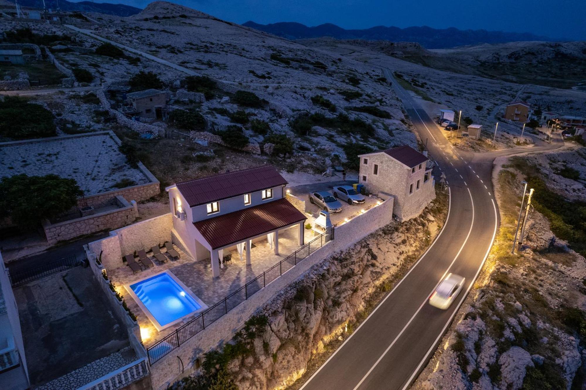 Villa Kamia With Private Heated Pool And Electric Vehicle Adapter Zubovici Bagian luar foto