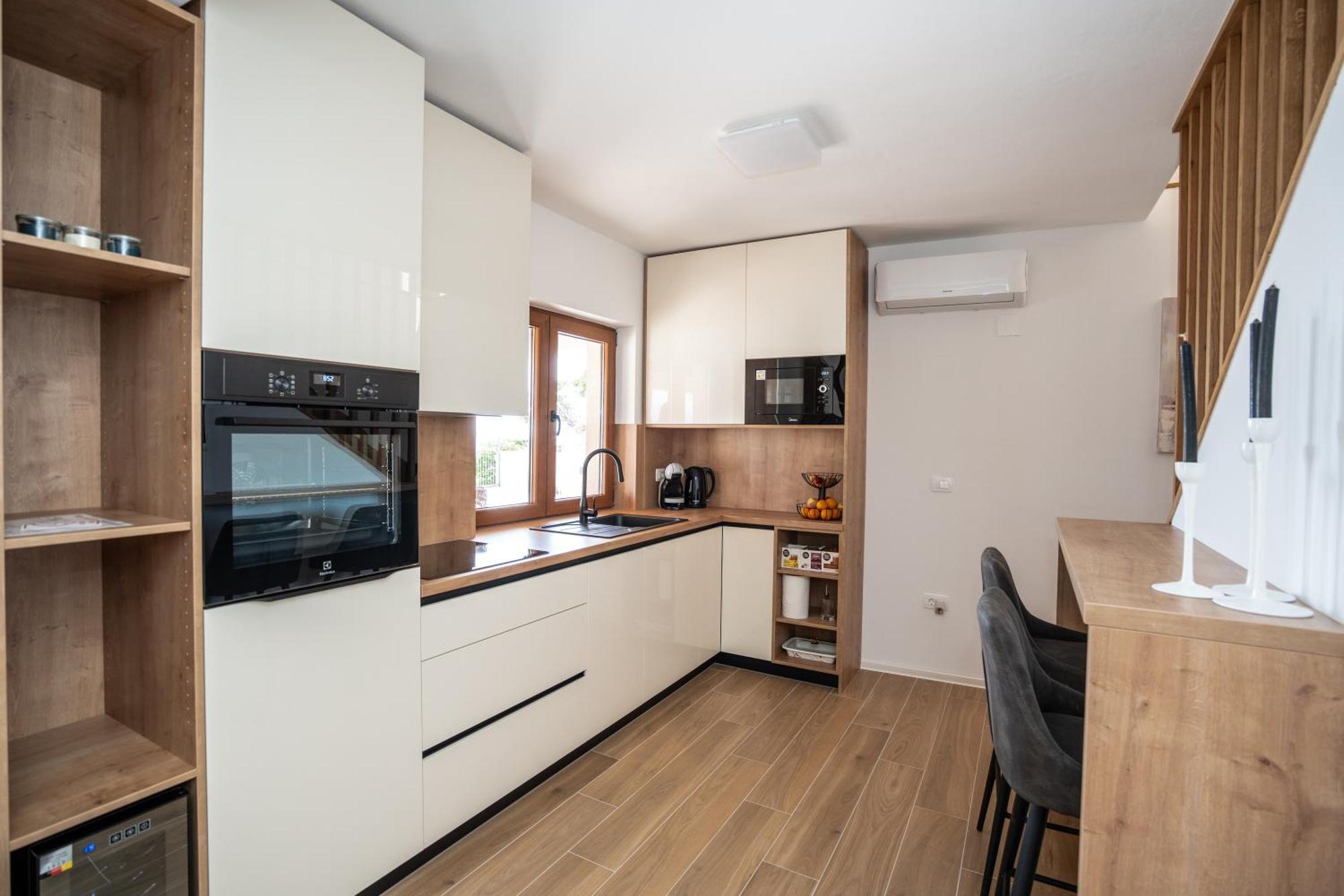 Villa Kamia With Private Heated Pool And Electric Vehicle Adapter Zubovici Bagian luar foto