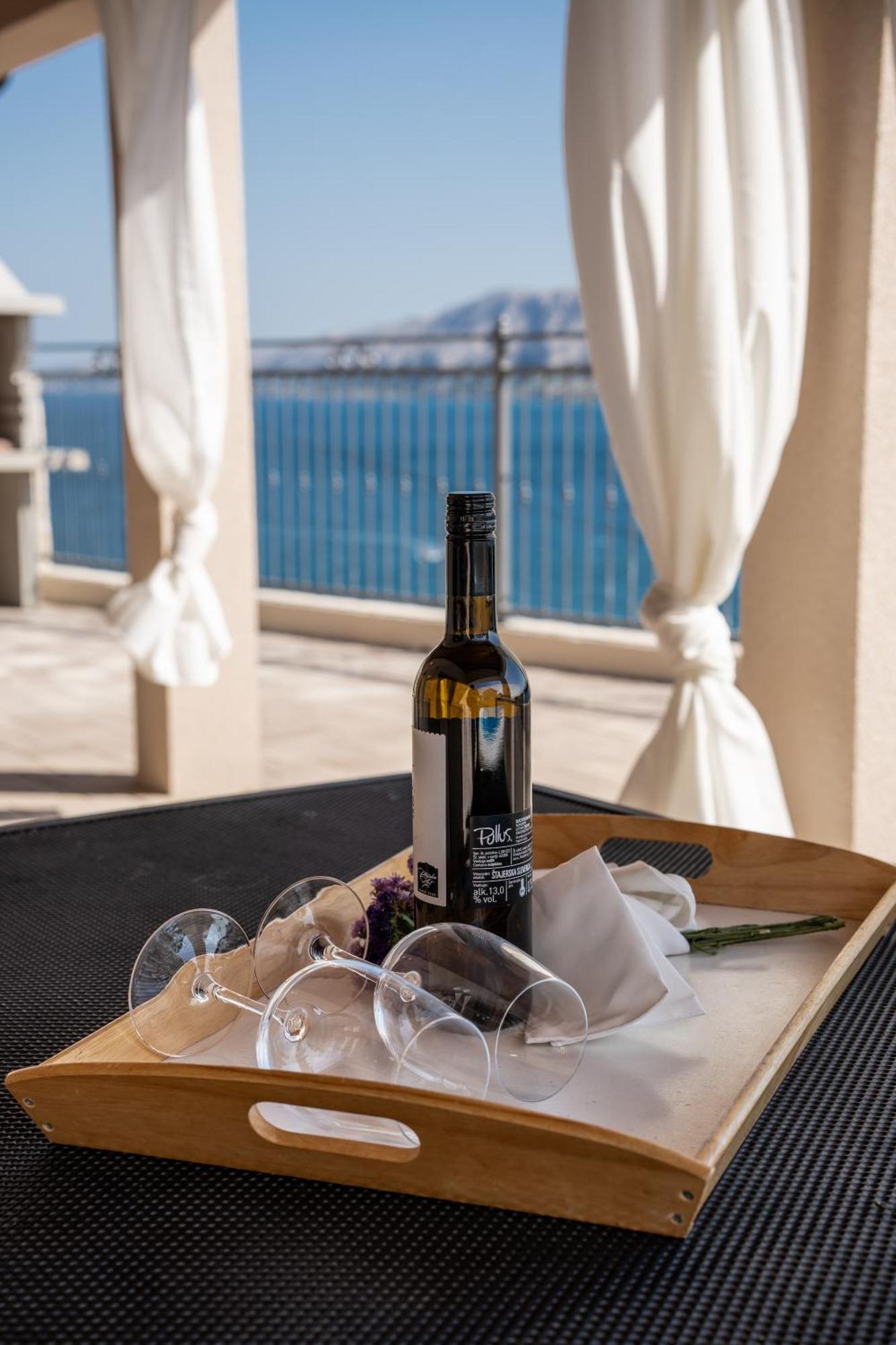 Villa Kamia With Private Heated Pool And Electric Vehicle Adapter Zubovici Bagian luar foto