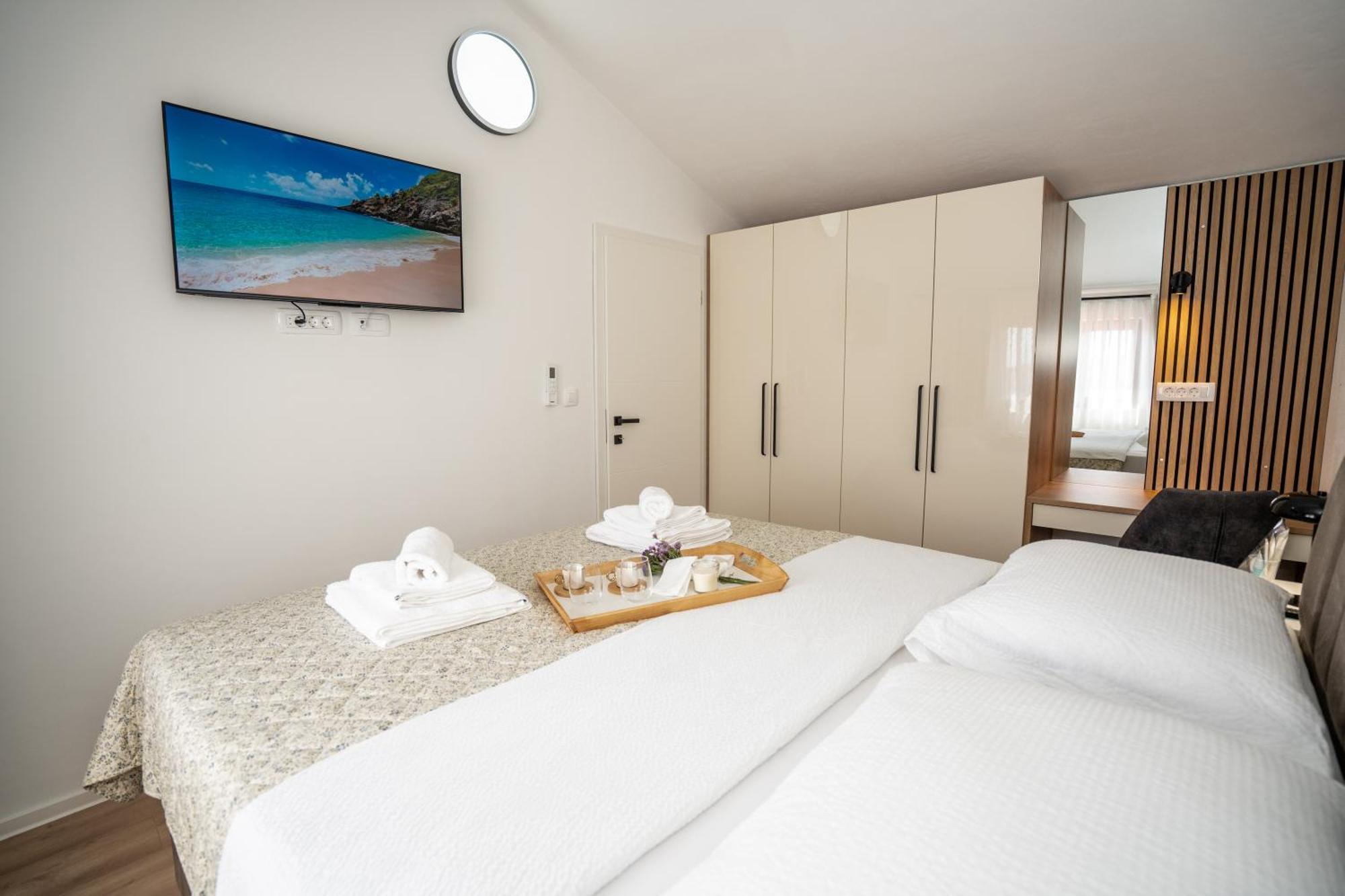 Villa Kamia With Private Heated Pool And Electric Vehicle Adapter Zubovici Bagian luar foto